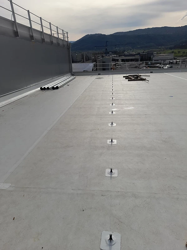 impermeabilizzazione-di-parcheggi-con-manti-sintetici-a-modena
